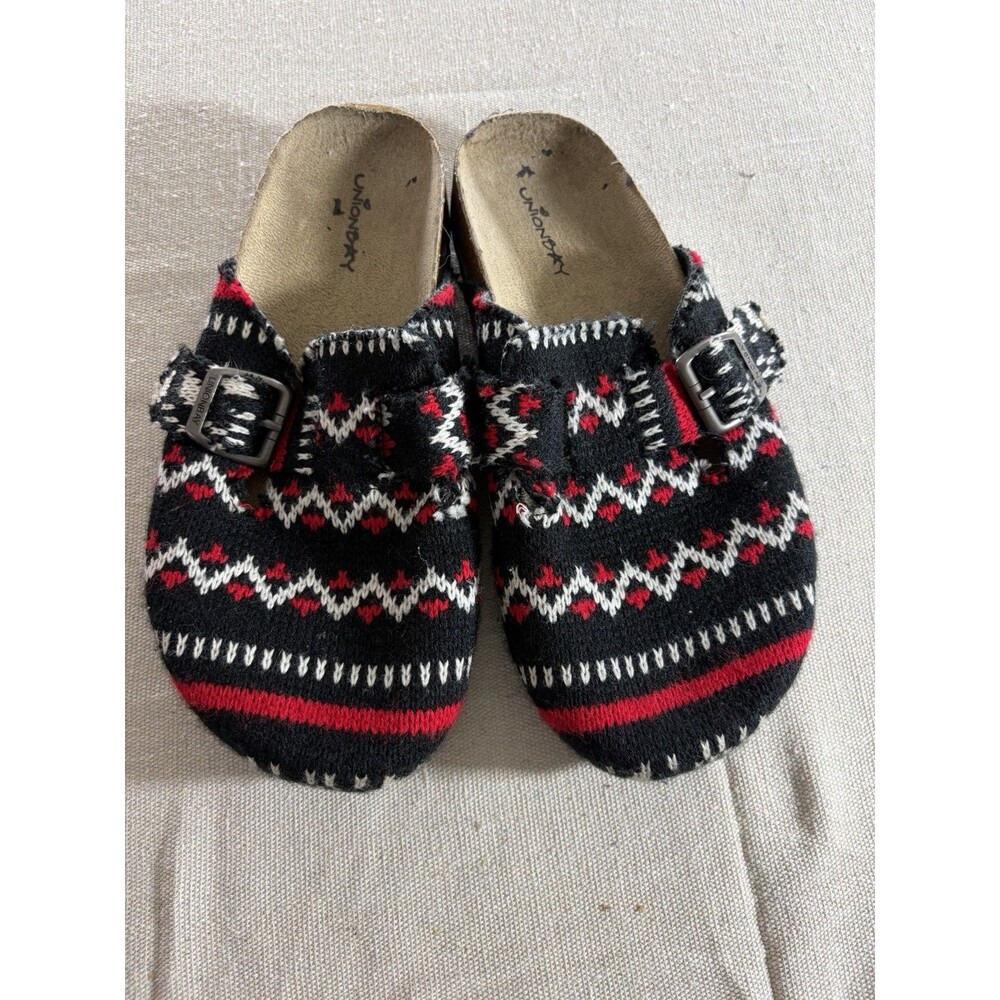 Union Bay Red, Black, White Sweater Mules Sprite Fairisle - Size 6.5 M